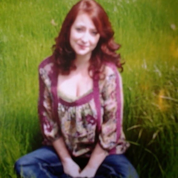 Meet your Posher, Daphney - Picture 1 of 1